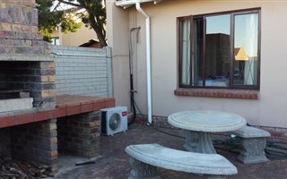 2 Bedroom Townhouse in Brentwood Park