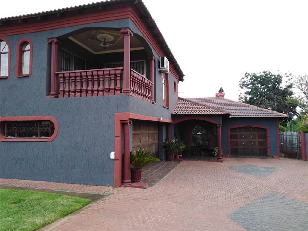 4 Bed House For Sale In Riamarpark T2427324 Private Property