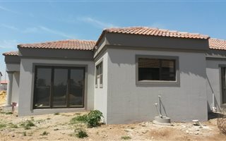 3 Bedroom House in Vanderbijlpark CE7