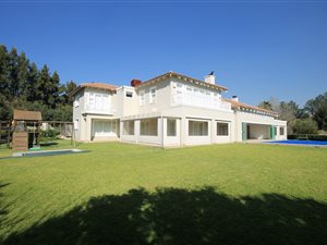 5 Bed House in Dainfern Golf Estate