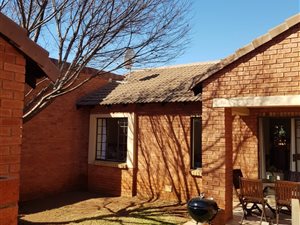 2 Bed Townhouse in Moreleta Park