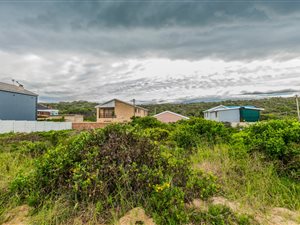 325 m² Land available in Kleinkrantz