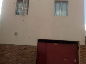 16 Bedroom House in Fairview