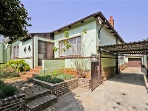3 Bed House in Kensington