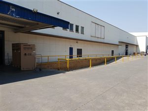 11000 m² Industrial space in Isando