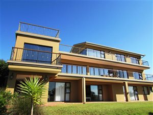 9 Bed House in West Bank