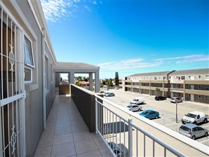 2 Bed Apartment in Belhar