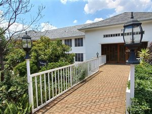 2 Bed Apartment in Florida Hills