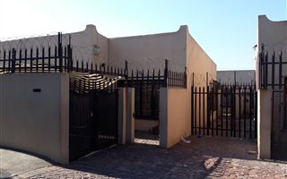 2 Bedroom Apartment in Turffontein