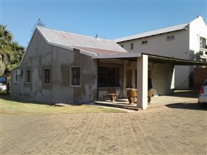 6 Bedroom House in Heidelberg Central