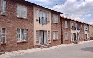 2 Bedroom Apartment in Kosmosdal