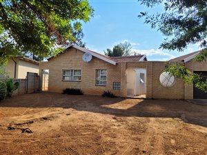 3 Bed House in Richview