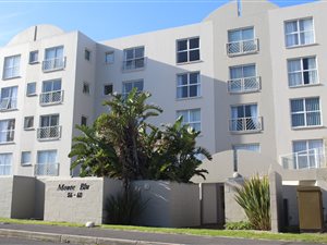 1 Bed Apartment in Bloubergrant