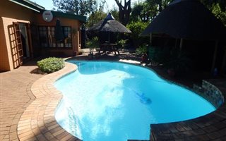 7 Bedroom House in Airfield