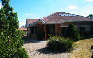 3 Bedroom House in Elandia