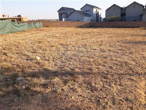 819 m² Land available in Copperleaf