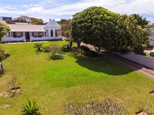 3 Bed House in East Bank