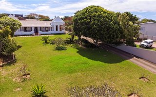 3 Bedroom House in East Bank
