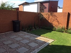 3 Bedroom Cluster in Maroeladal