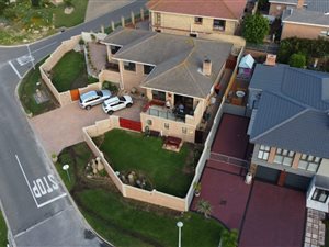 3 Bed House in Reebok