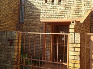 3 Bed Townhouse in Kathu