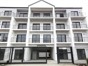 2 Bed Apartment in Waves Edge