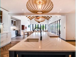 450 m² Land available in Paradyskloof