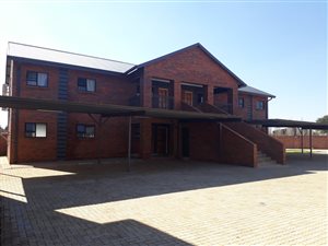 2 Bed Apartment in Mooivallei Park