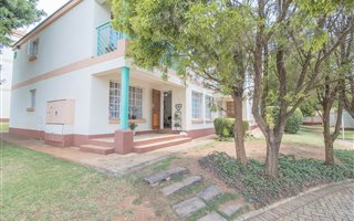 2 Bedroom Townhouse in Monument Park