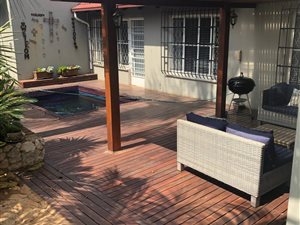 3 Bed House in Elarduspark