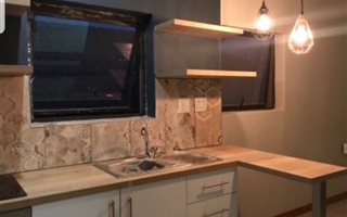 1 Bedroom Cluster in Silver Lakes Golf Estate