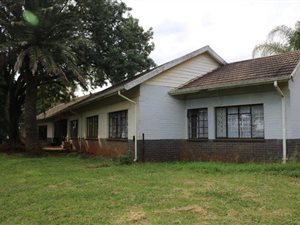 11.5 ha Farm in Louis Trichardt