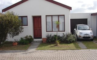 3 Bedroom House in Ottery