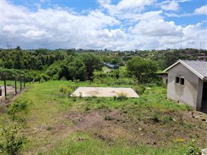 93 m² Land available in Ngwelezana