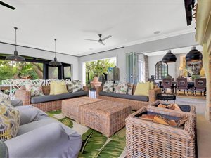 5 Bed House in Birdhaven