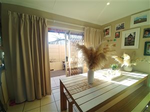 3 Bed Townhouse in Schuinshoogte
