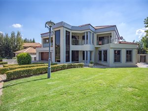 5 Bed House in Mooikloof Gardens