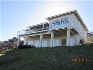 4 Bed House in Brenton on Sea