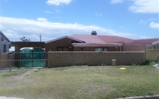 3 Bedroom House in Kensington
