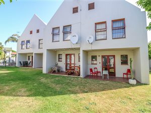 2 Bed Duplex in La Colline
