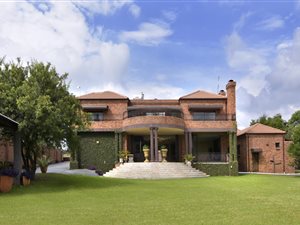 5 Bed House in Bridle Park