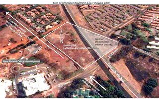 1.8 ha Land available in Die Hoewes