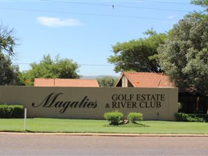 917 m² Land available in Magalies Golf Estate