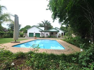 4 Bed House in Hutten Heights