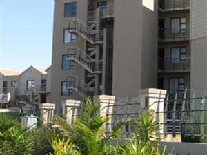 1 Bed Apartment in Waves Edge