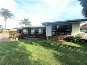 4 Bed House in Loerie Park