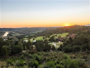 4824 m² Land available in Simola