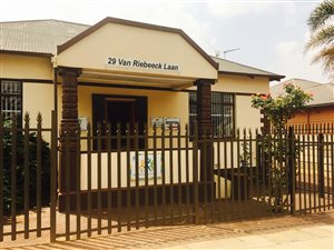 120 m² Office Space in Alberton