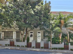 2 Bed Apartment in Vredehoek