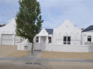 4 Bed House in Croydon Vineyard Estate